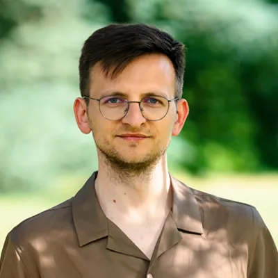 Picture of the tools team alumnus Vasile